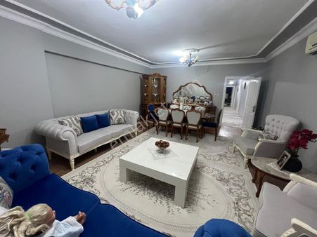 Acil Emlak’tan 4+1 Satılık Daire