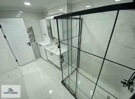 Çekmeköy Merkez Mahallesi Satılık 2+1 Lüks Daire