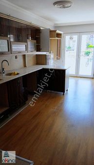 Cağaloğluna 2.bina 150 M2 Güzel Konumda Geniş 3+1 Daire