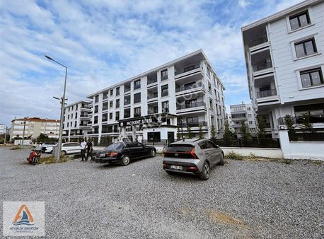 Ayvalık Sarımsaklı Denize Çok Yakın Sıfır Lüx Site İçi 2+1 Daire