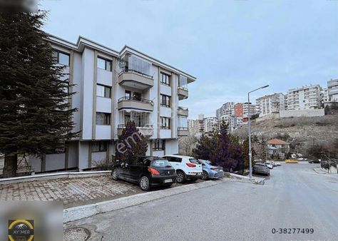 Çankaya Birlikte Ara Kat Asansörlü 3+1 Satılık Daire