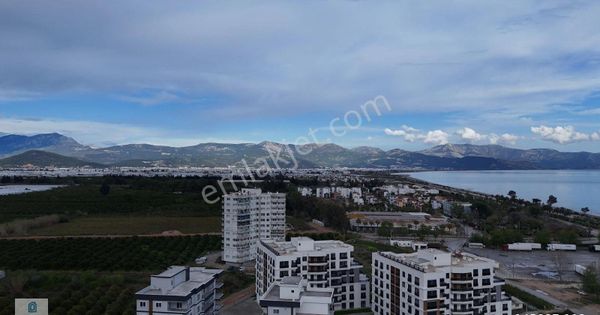 07 Truva Emlak'tan Finike Sahil'de Deniz Manzaralı Satılık Daire
