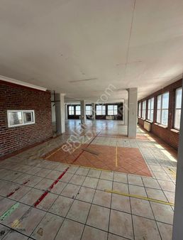 Mahmutbeyde Metro Yakını Satılık Plaza Katları