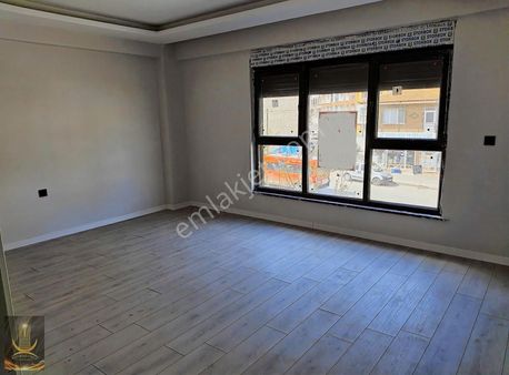 Poyraz Emlak'tan Ziyagökalp Cd Yakını 2+1 100 M² Satılık Daire
