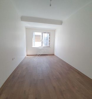 Avcılar Merkezde 3+1 Site İçerisinde Sıfır Kapalı Otoparklı Daire