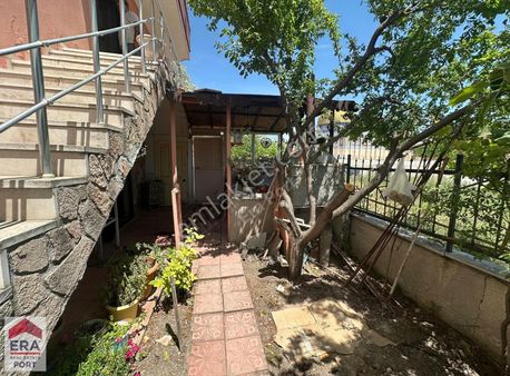 Era Port Güvencesiyle Kuva-i Mıllıye Mahallesinde Trıpleks Villa