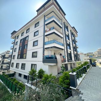 Beylikdüzü Ağca'dan Yakupluda Şık Tasarımlı Sıfır Dublex