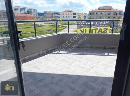 Muslu Gayrimenkulden Kentparkta Arakat Amerikan Mutfaklı 2+1