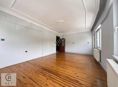 Century 21 Net'ten Çınar'da Belediye Karşısı 3+1 Satılık Daire