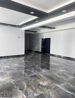 Akdenz Mahallesnde Satılk Site İçerisnde Havuzlu 2+1 Lüks Daire