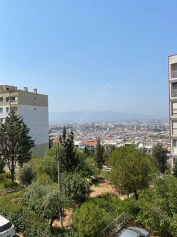 Çiğli De Kiralık Doğalgazlı Asansörlü Otoparklı 3+1