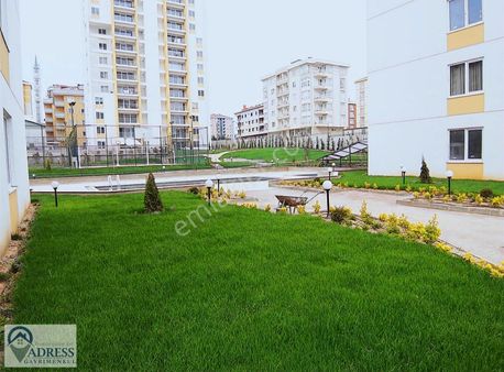 Merit Life Bulvar'da Satılık 3+1 Daire