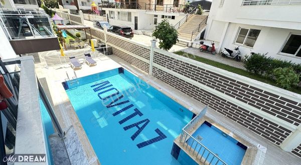 Alanya Mahmutlar Da Merkezi Konumda Satılık 1+1 Daire