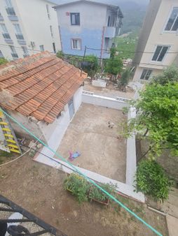 İzmir Menderes Gümüldürde Bahçeli Satılık Müstakil Ev