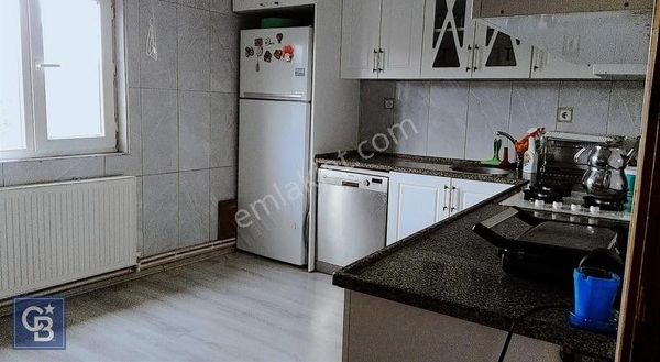 İzmir Kınık Taştepe'de 3126m2 Bahçe İçinde Köy Evi+dam+depo