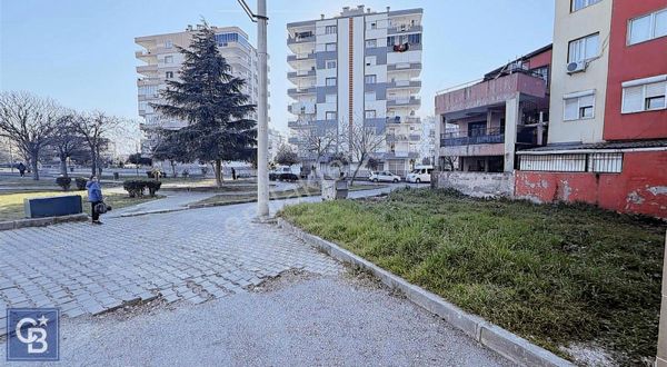 Bayraklı Onur Mah. Cadde Üzeri Köşe Parsel İmarlı Satılık Arsa