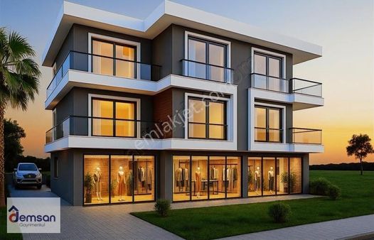 Ana Yola 15m Terkli Mükemmel Konumda Köşe Arsa