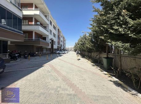 Kosova Mah De 23 Bin Tl Kiracılı Lüks Eşyalı Satılık 3+1 Daire