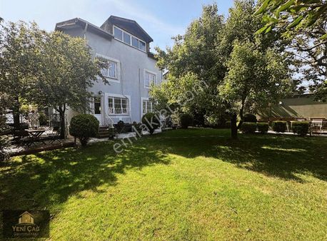Levent Çarşı Yakını Büyük Bahçeli 486m2 Tam Mustakil Villa
