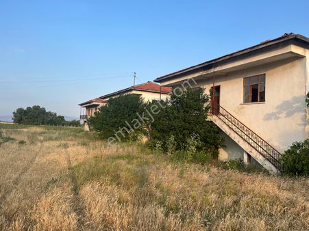 Çorum Alaca Yolu Kavşağında Satılık 17 Dönüm Çiftlik