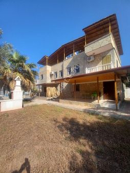 Fevzipaşada Denize 100m 2 Tane İkiz 3+1 Villa 250m2 Arsa Fırsat