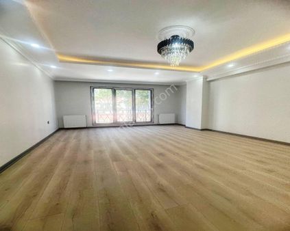 Ağca Yapı'dan Şehrin Göbeğinde 3+1 Sıfır Ara Kat Daire