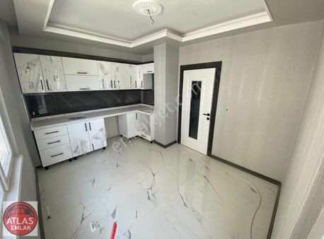 !!atlas Emlak'tan Yeşiltepede Park Cepheli Sıfır Ara Kat Daire!!