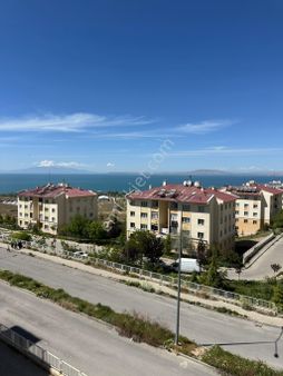 Yeni Toki 4.etap'da Satılık Göl Manzaralı Daire