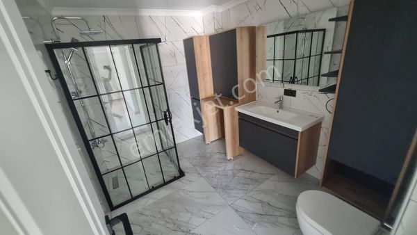 << Egeyıldız >> Akçay Altınkum Fırsat 1+1 Doğalgazlı Asansörlü 1 Yaşında Satılık Daire