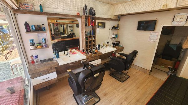 Devren Kiralık Berber Dükkanı