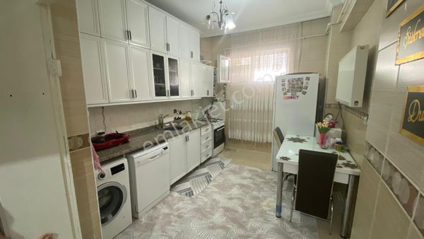 Seyran Emlaktan Geniş Bakımlı Garaj Tapulu 2+1