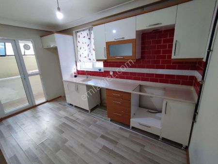 Yılmazer'den Salı Pazarı Arkası 2+1 Giriş Kat Asansörlü Depolu