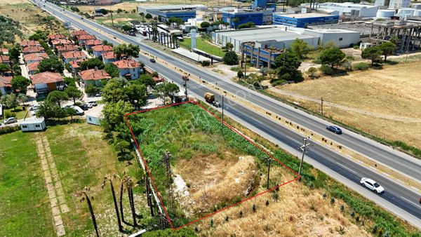 Ayvalık'ta Anayola 58mt Cepheli ░1.550m2 Net░ Ticari İmarlı Arsa