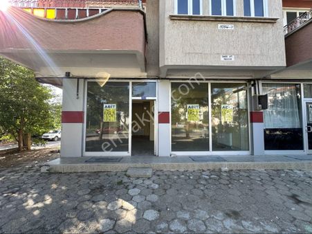 Abit Gm Cadde Cepheli Kombili Kiralık 70 M2 Dükkan