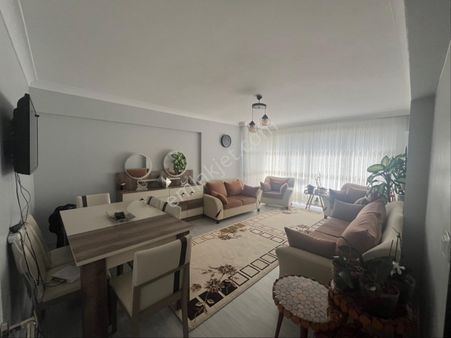 Yonca Emlak Durali Alıç Mah. Satılık 3+1 Daire