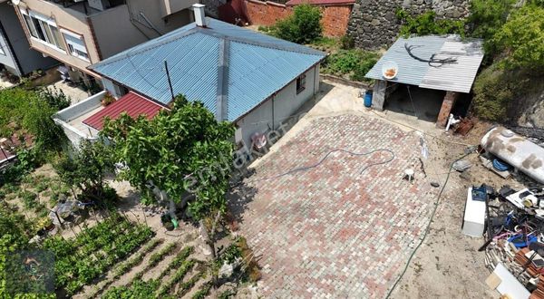 Beykoz'da Müstakil Yaşam 500m² Arsa İçinde Satılık Müstakil Ev