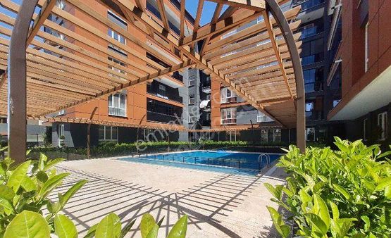 3+1 Ara Kat Daire Nazlıgül Garden Sitesi