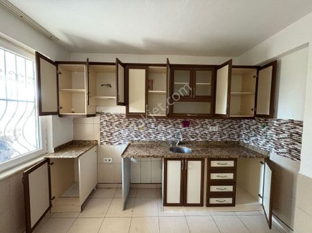 Alanya Merkezde 2 Oda 1 Salon Ayrı Mutfaklı Kiralık Daire