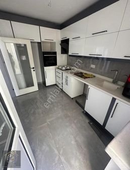 Aslan Emlak'tan Osmanlı Mah'de Full Yapılı Ara Kat Satılık Daire