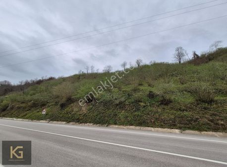 Kavraz Mahallesinde Ilıca Yoluna Sıfır Arazi