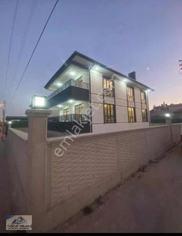 Erenköy De Sıfır Müstakil Villa Konsepinde 2 Daire Ayrı Girişli