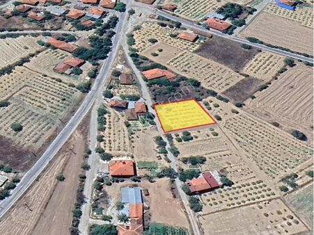 Denizli Çal'da İmarın İçinde Elektriksu Üzüm Bağı Fırsat Yatırımlık