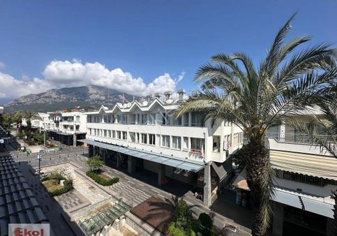 Kemer Merkezde Liman Caddesinde 2+1 Satılık Daire