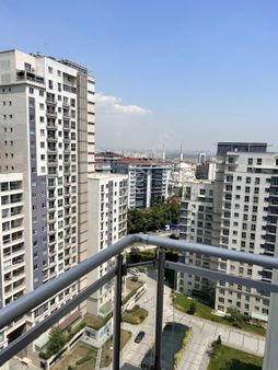 Bahçeşehir'de Satılık 5+2 Süper Lüks Penthouse