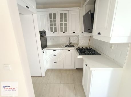 Muga'dan Nergizde İzbana Yakın Kiracısız Satılık 2+1 Arakatdaire