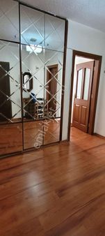 Berrin Nadir'den Vali Ylunda Azkatlı Hasarsız Bakımlı 3+1+kçmutfak+go