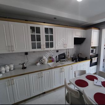 Bağcılar Ahmet Kaya Cadde Civarı Uygun Fiyatlı Satılık 3+1 Daire