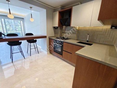 Aksoyda Sahile Çok Yakın 3+1 Full Tadilatlı Satılık Daire