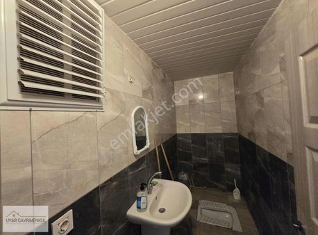 Uyardan Gülnar Büyükeceli(akkuyu) Mahallesinde Satılık 2+1 Daire