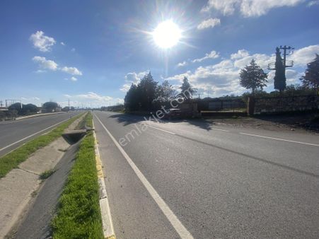 Balıkesir Ayvalık Ta Satılık 21,919 Metre Kare Arsa.ana Yola 36 Metre Cephelidir